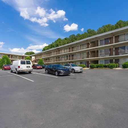 Budgetel Inn And Suites Lodge West 외부 사진