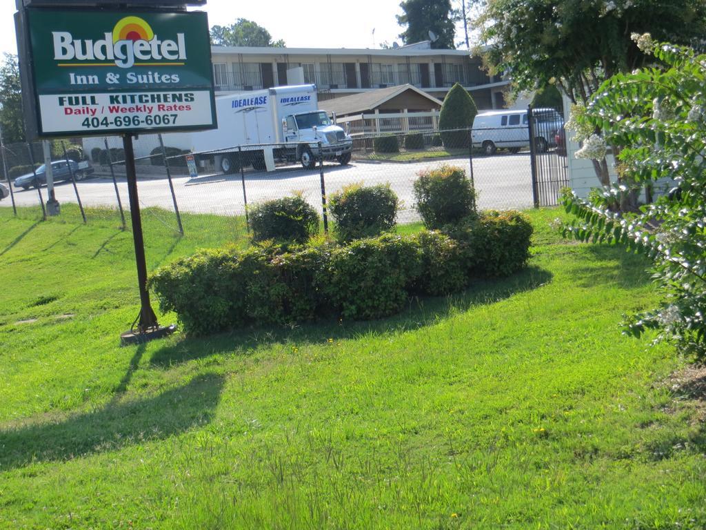 Budgetel Inn And Suites Lodge West 외부 사진