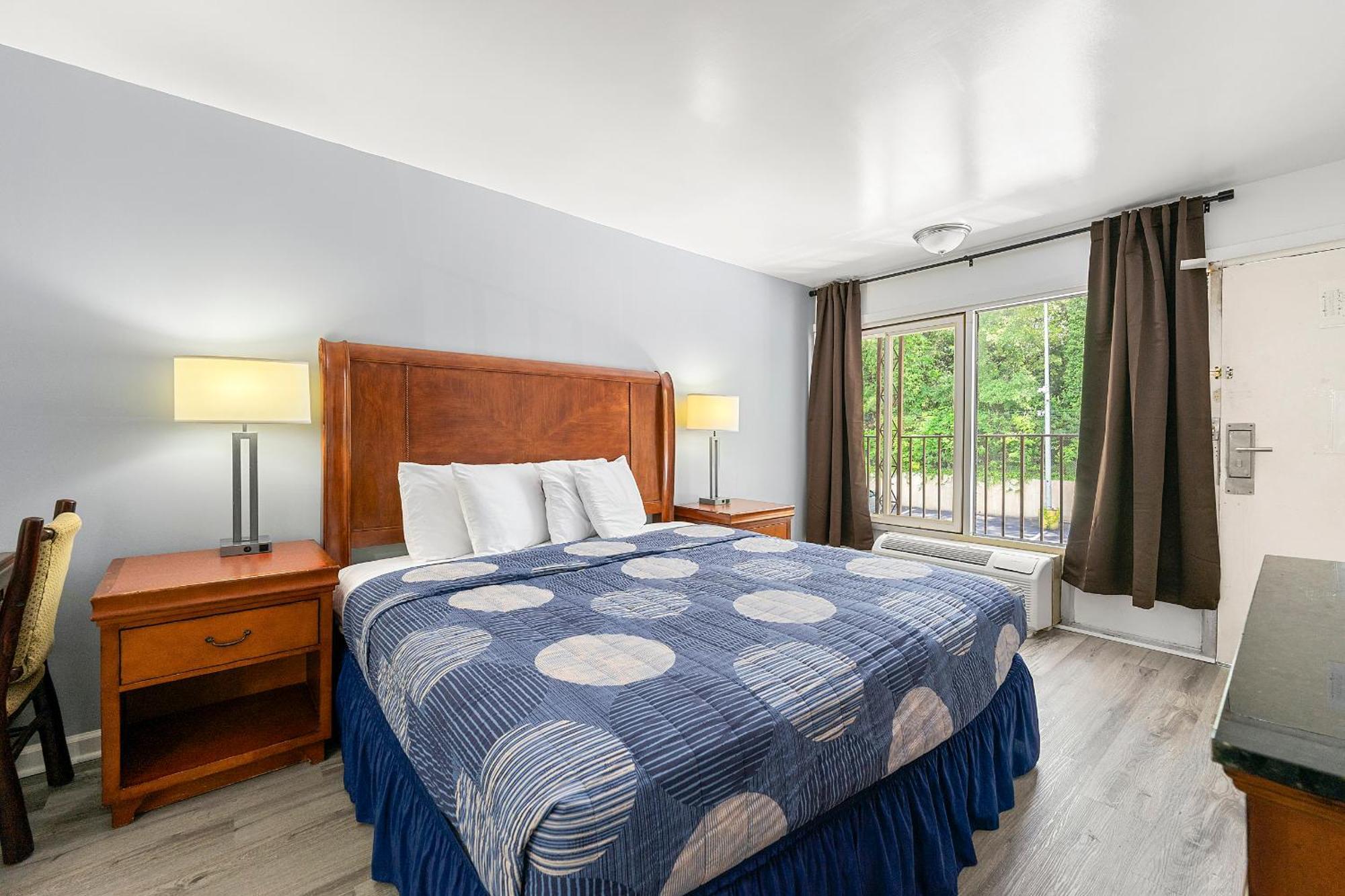 Budgetel Inn And Suites Lodge West 외부 사진