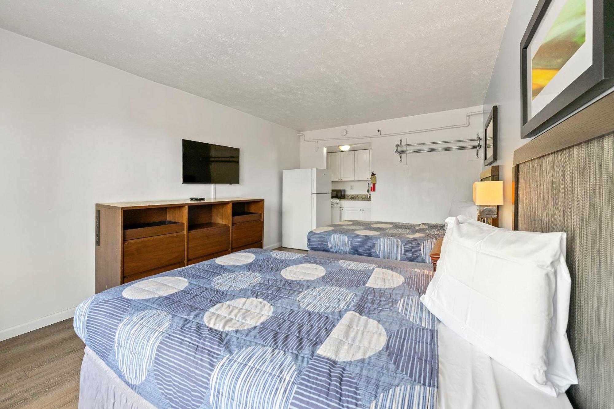 Budgetel Inn And Suites Lodge West 외부 사진