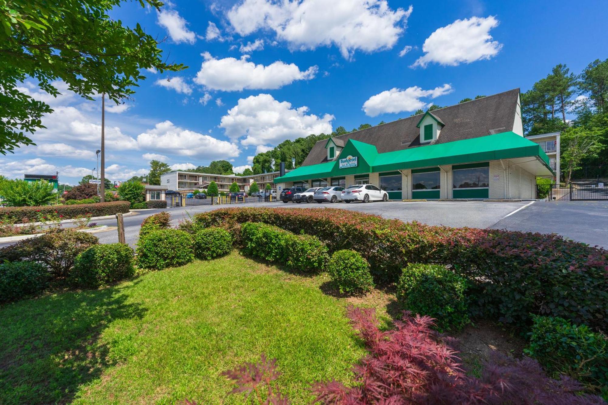 Budgetel Inn And Suites Lodge West 외부 사진